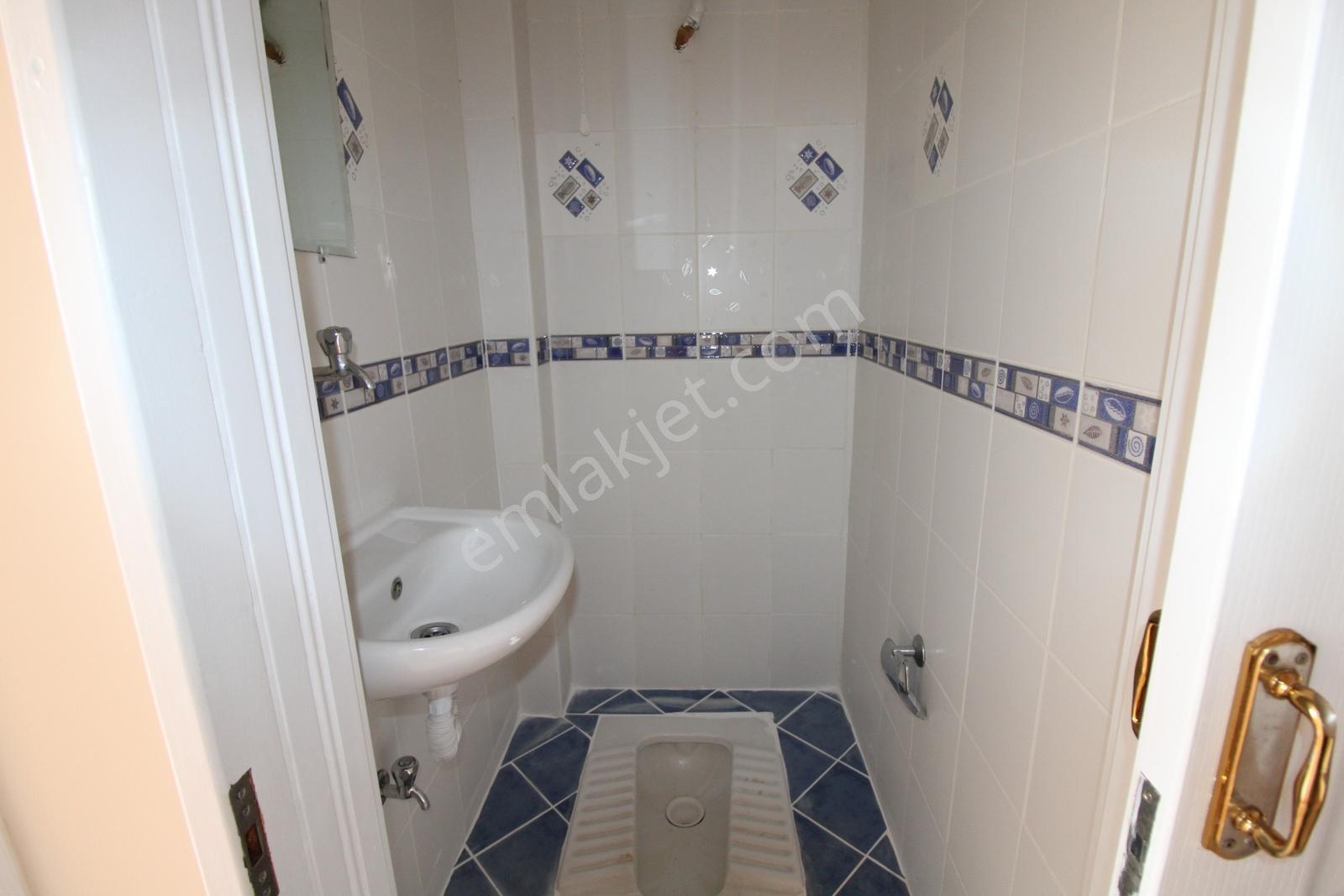 Bahçelievlerde Site İçerisinde Kiralık 3+1 Daire - Görsel 32