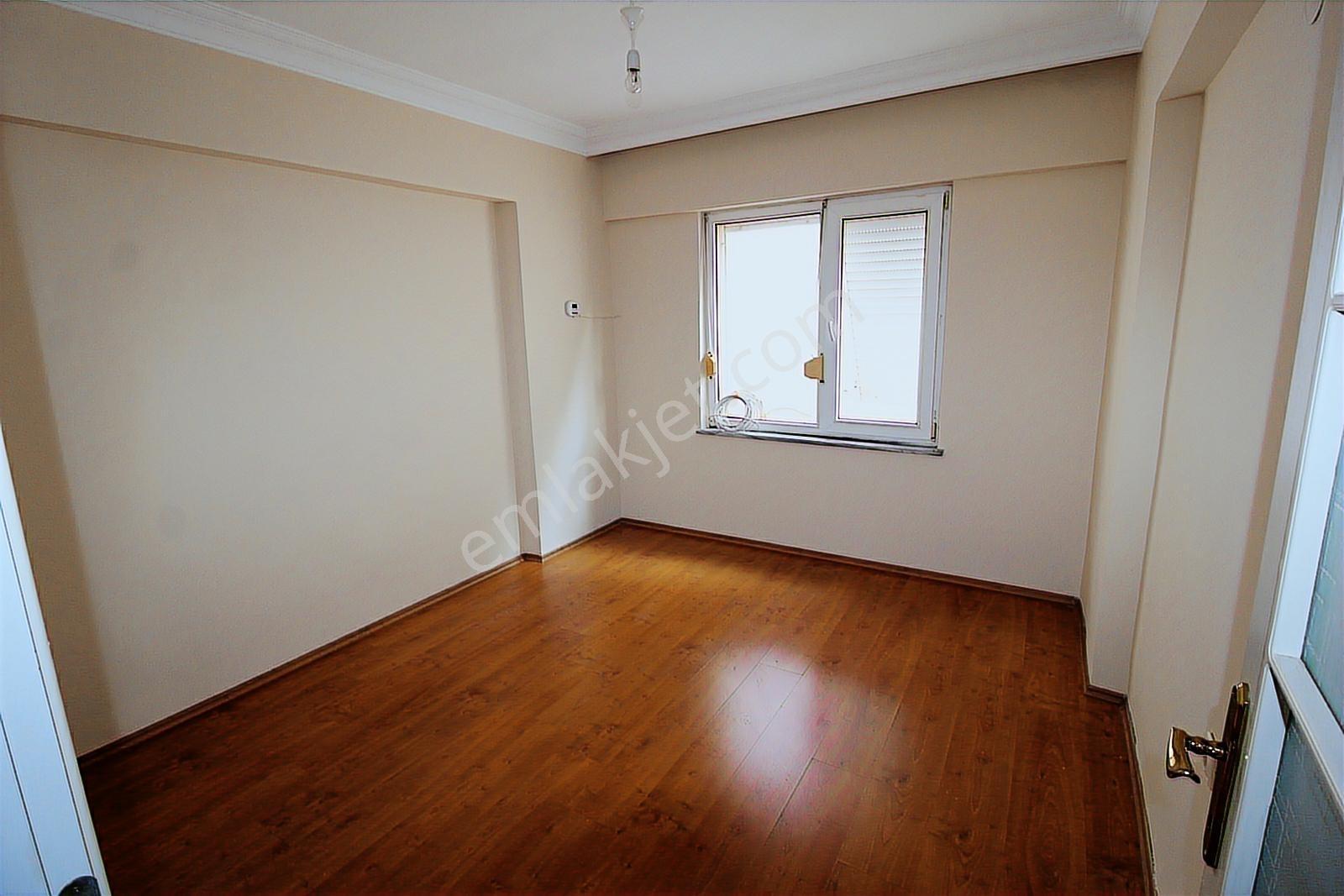 Bahçelievlerde Site İçerisinde Kiralık 3+1 Daire - Görsel 2