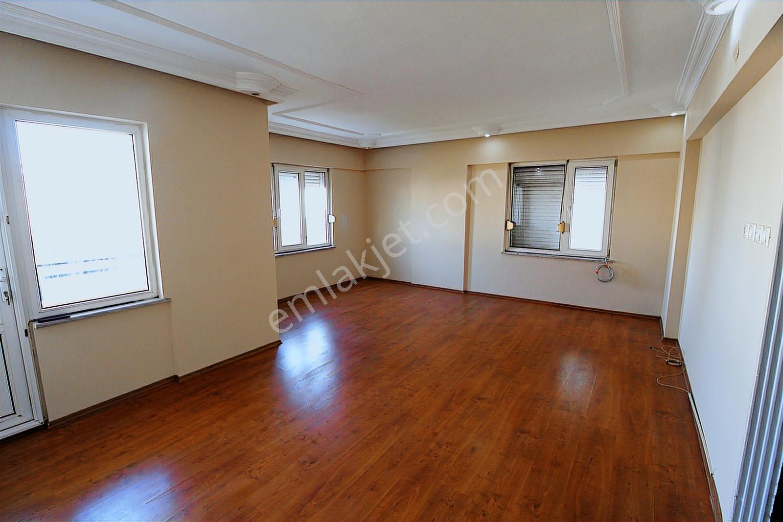 Bahçelievlerde Site İçerisinde Kiralık 3+1 Daire - Görsel 17