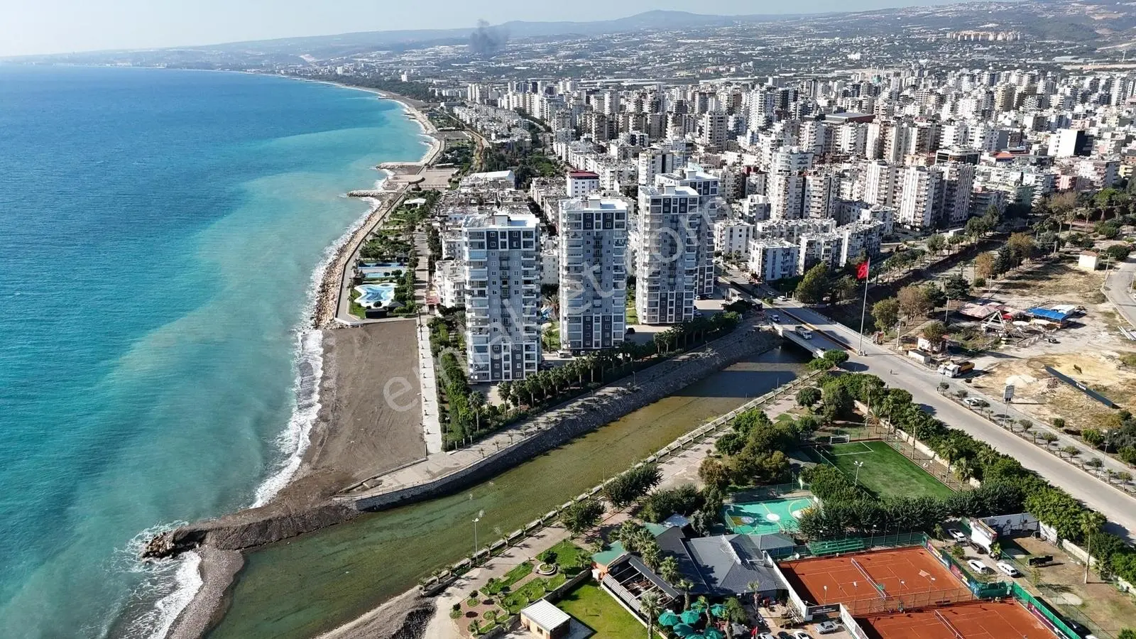 [ata]'dan Alata Park Sitesinde Denize Sıfır Konumda Satılık 4+1