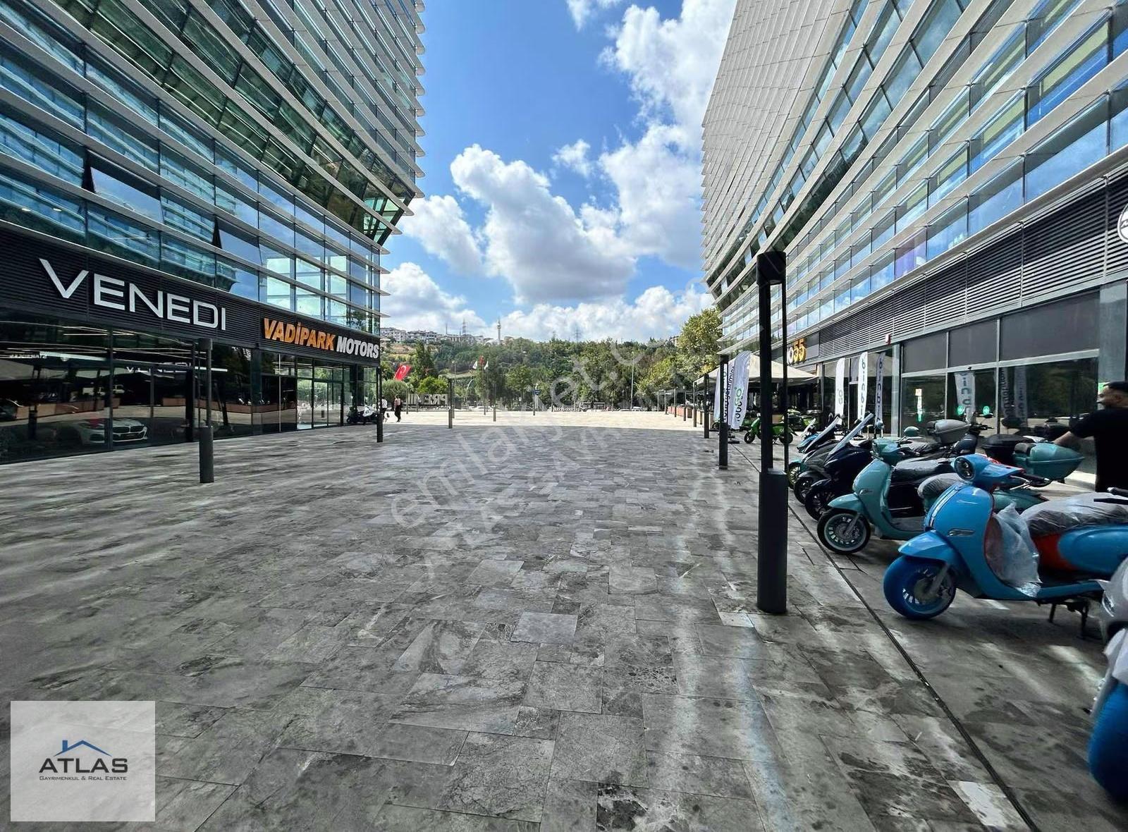 Kağıthane Premier Kampüs | Tüm Giderler Dahil Mobilyalı Ofis - Görsel 9