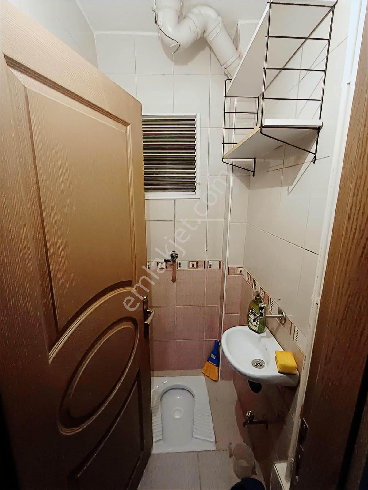 Gata'ya Yürüme Mesafesinde Eşyalı Geniş Kiralık 2+1 Daire - Görsel 5