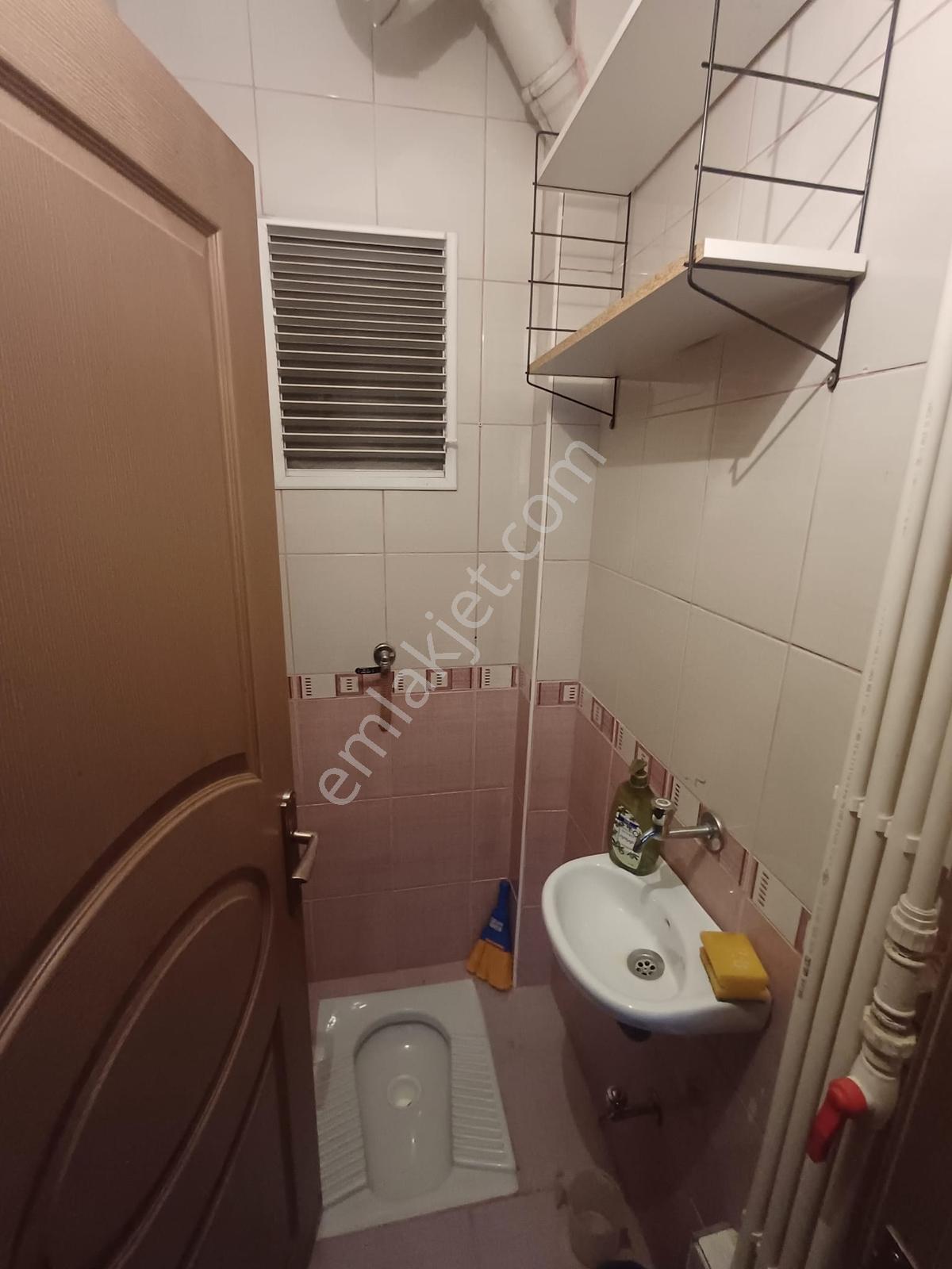 Gata'ya Yürüme Mesafesinde Eşyalı Geniş Kiralık 2+1 Daire - Görsel 17