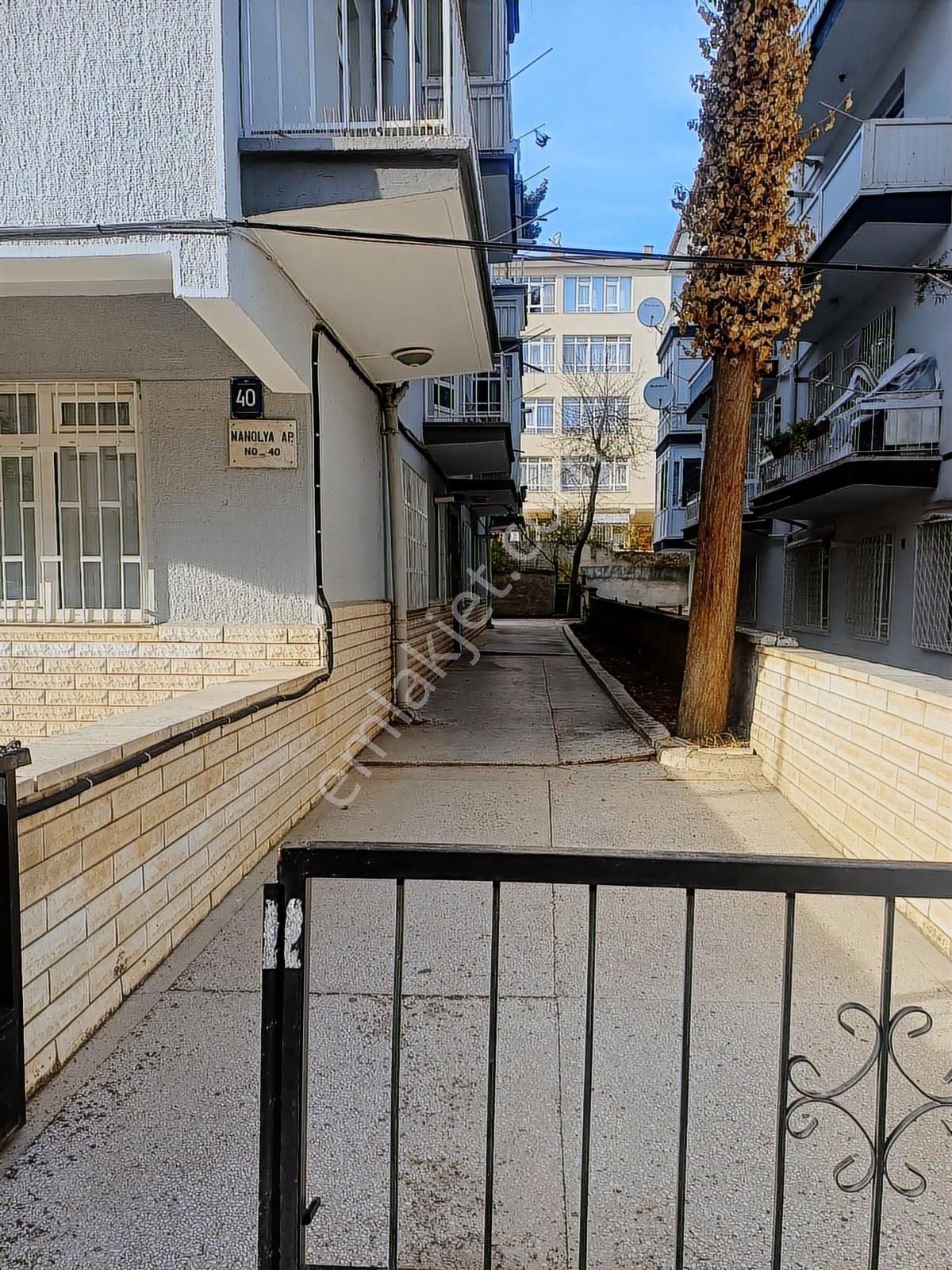 Gata'ya Yürüme Mesafesinde Eşyalı Geniş Kiralık 2+1 Daire - Görsel 26