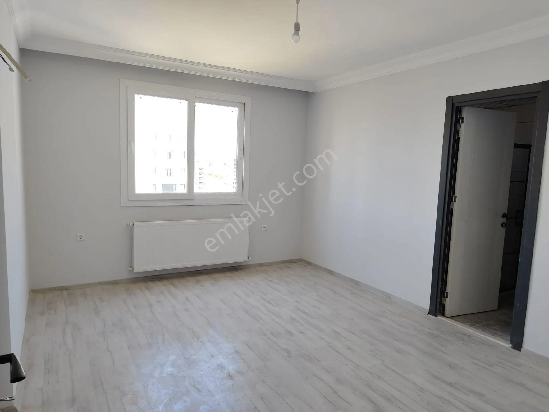 Gültepe Mahallesinde Site İçerisinde 3+1 Kapalı Mutfak Geniş Kiralık Daire - Görsel 3