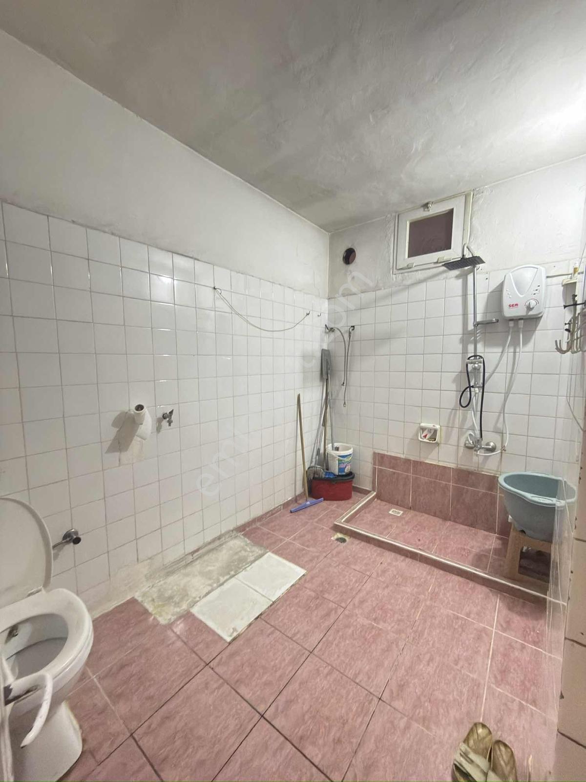 Çarşıda Adliyeye Çok Yakın Geniş 180 M2 3+1 Kaçmaz Daire ! - Görsel 31