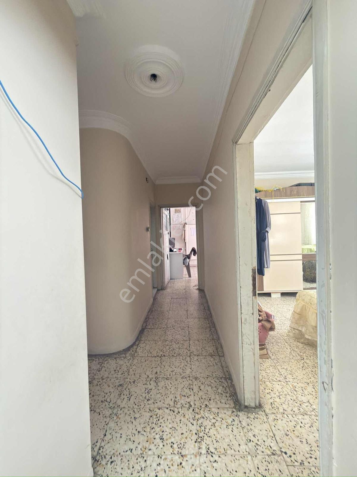 Çarşıda Adliyeye Çok Yakın Geniş 180 M2 3+1 Kaçmaz Daire ! - Görsel 3