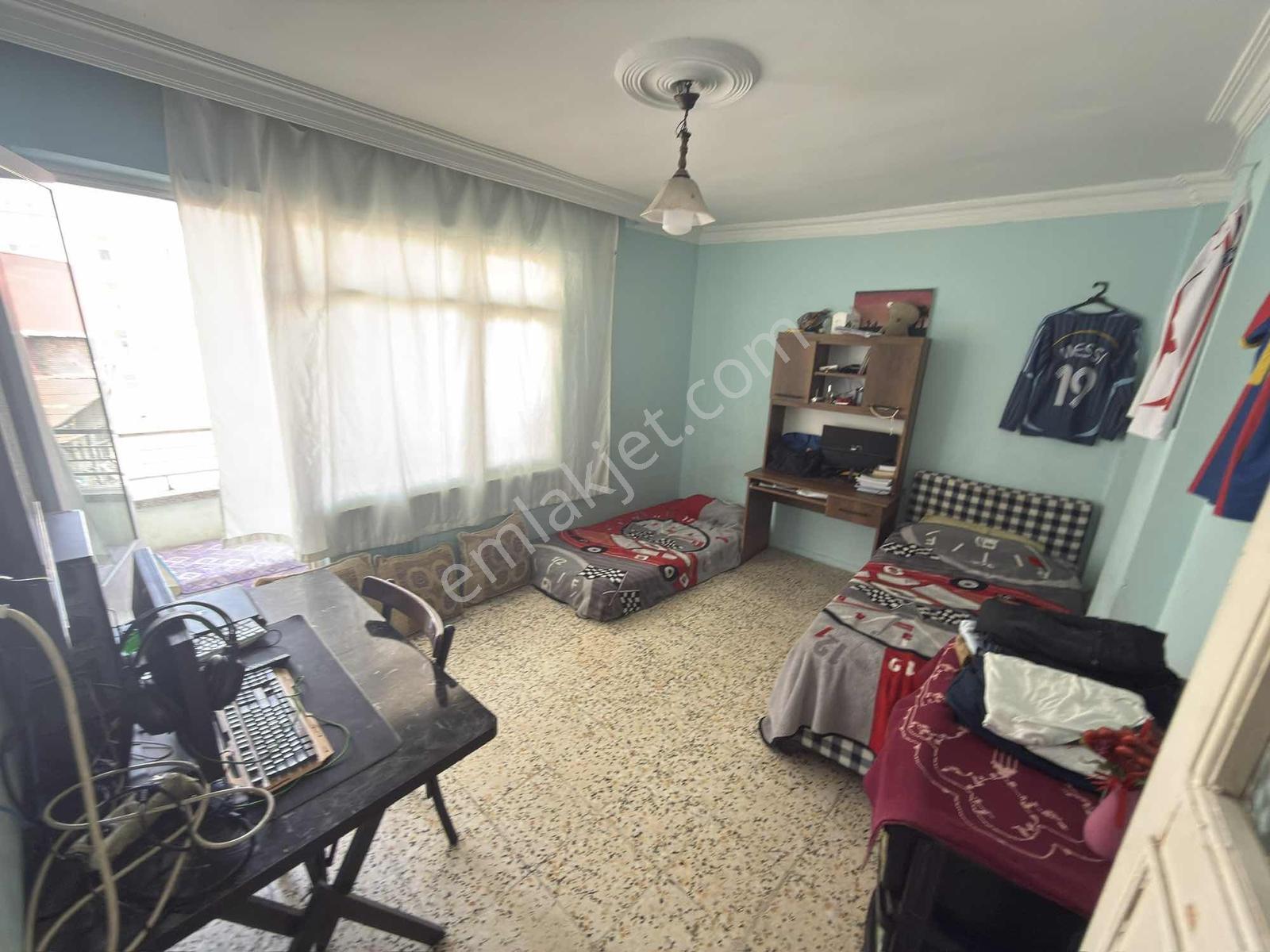 Çarşıda Adliyeye Çok Yakın Geniş 180 M2 3+1 Kaçmaz Daire ! - Görsel 4