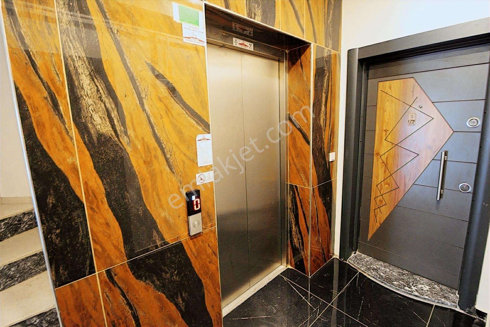 Startkey Yön Den Nef Yakını Merkezde Eşyalı Kiralık 2+0 Daire - Görsel 6