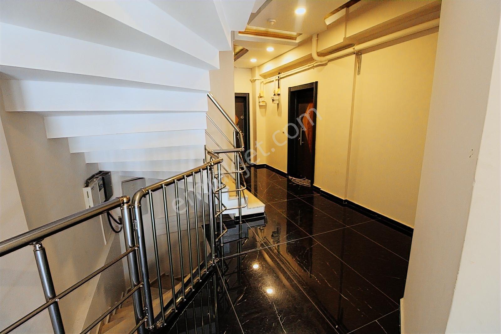 Startkey Yön Den Nef Yakını Merkezde Eşyalı Kiralık 2+0 Daire - Görsel 7