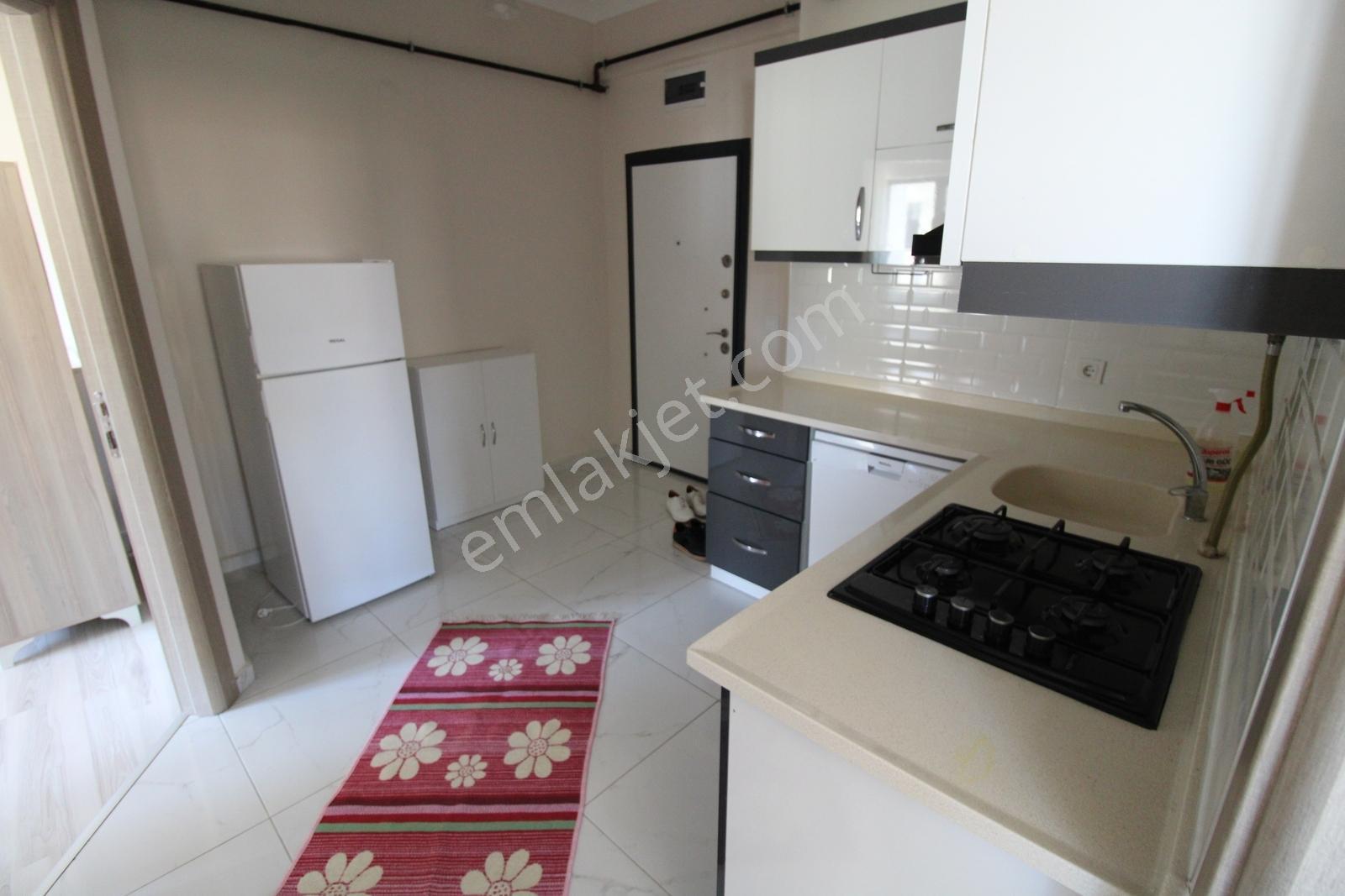 Startkey Yön Den Nef Yakını Merkezde Eşyalı Kiralık 2+0 Daire - Görsel 11