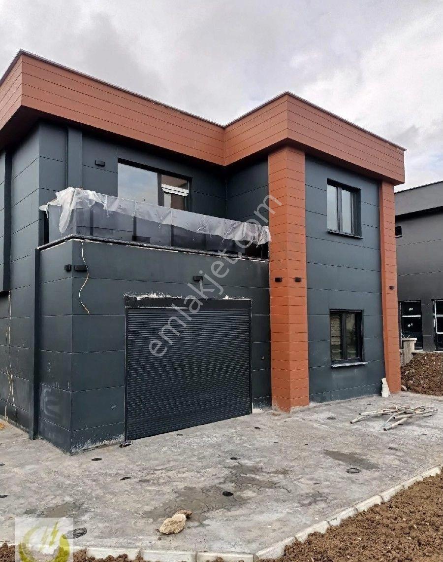 Tokat Merkez Güneslide 6+1 Satlik Villa - Görsel 3