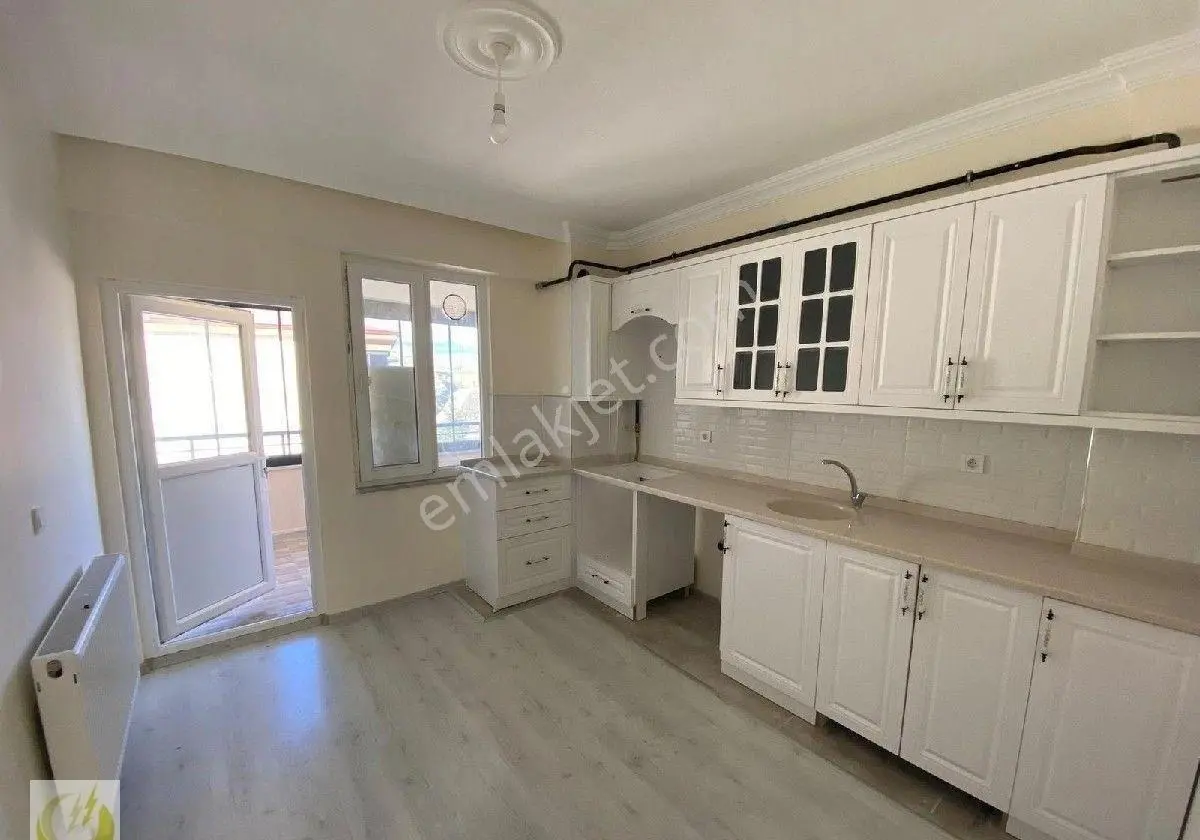 Tokat Merkez Büyükbeybağında Satlık 3+1 Daire - Görsel 11