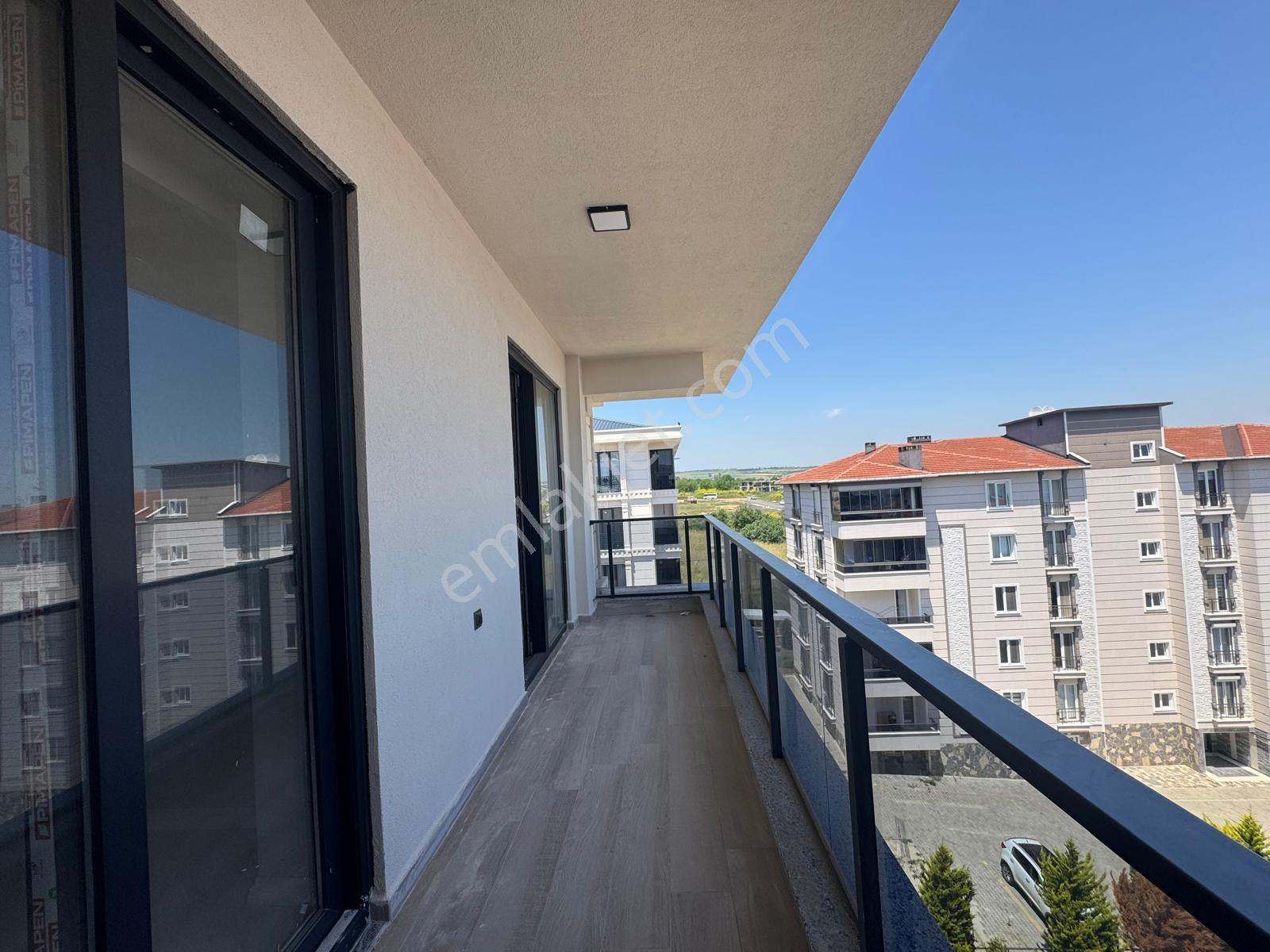 Hürriyet Mah.de Site İçinde 3+1 Teras Manzaralı Dublex Daire - Görsel 17