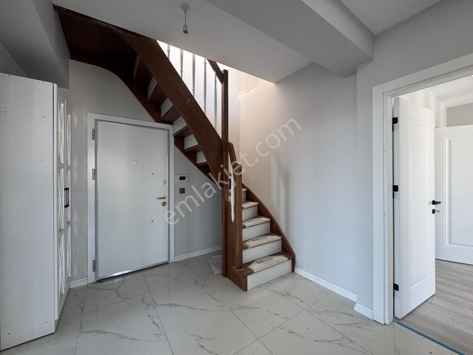 Hürriyet Mah.de Site İçinde 3+1 Teras Manzaralı Dublex Daire - Görsel 25
