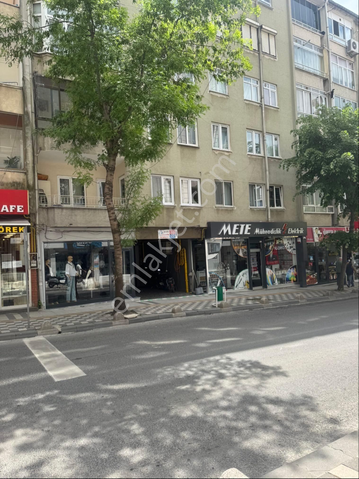Kırklareli Merkez 100 Yıl Caddessi Pasaj İçi Kiralık İş Yeri