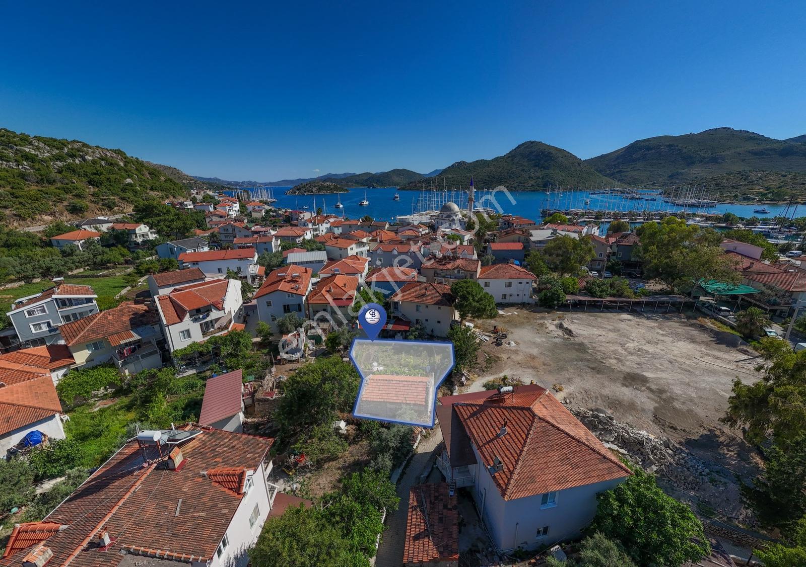 Bozburun Merkezde Satılık Kargir Ev Ve Avlusu | 302 M² Arsa - Görsel 18