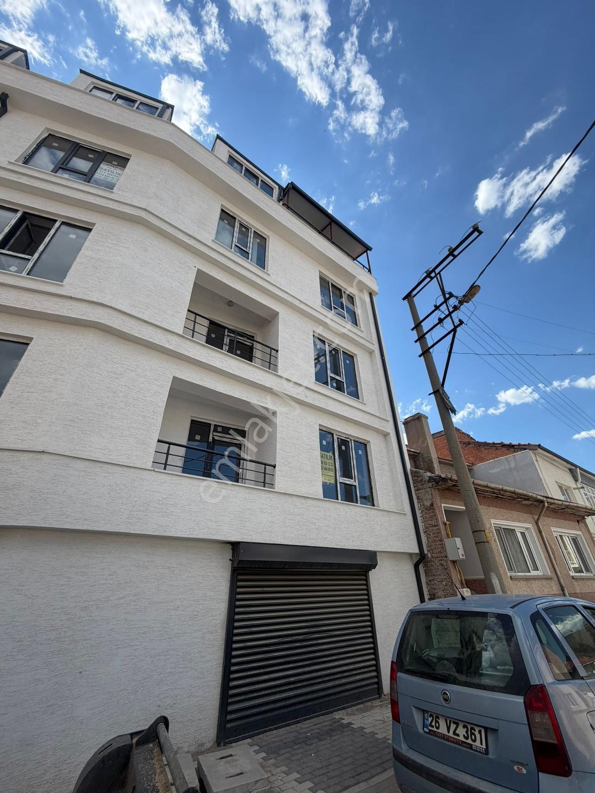 Sütlüce Uluzafer Caddesi Üzerinde Satılık 2+1 Sıfır Daire - Görsel 12