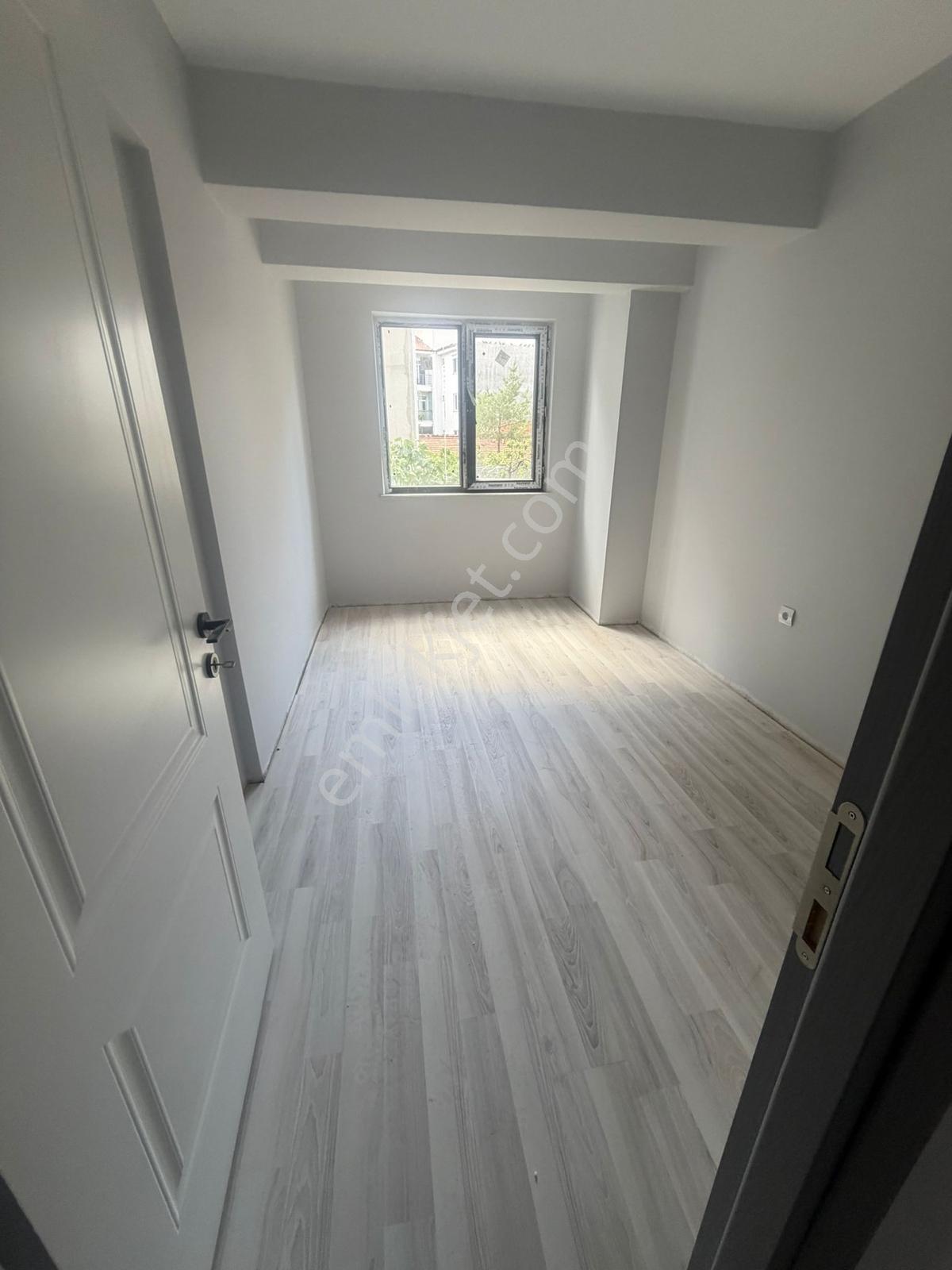 Sütlüce Uluzafer Caddesi Üzerinde Satılık 2+1 Sıfır Daire - Görsel 19