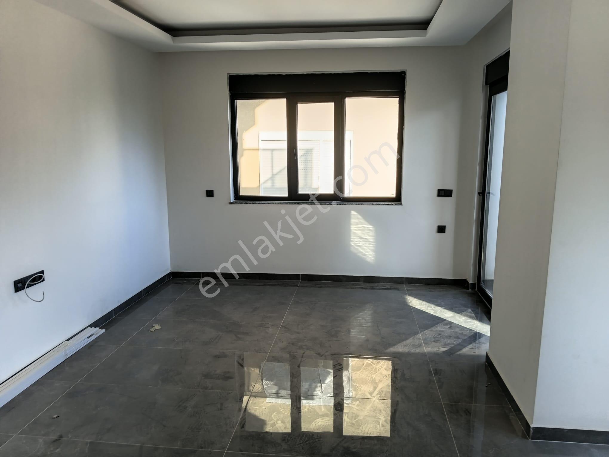 Alanya Mahmutlar'da, Aral 3 Residans'ta Güney Cepheli Kiralık 1+1 Daire - Görsel 5