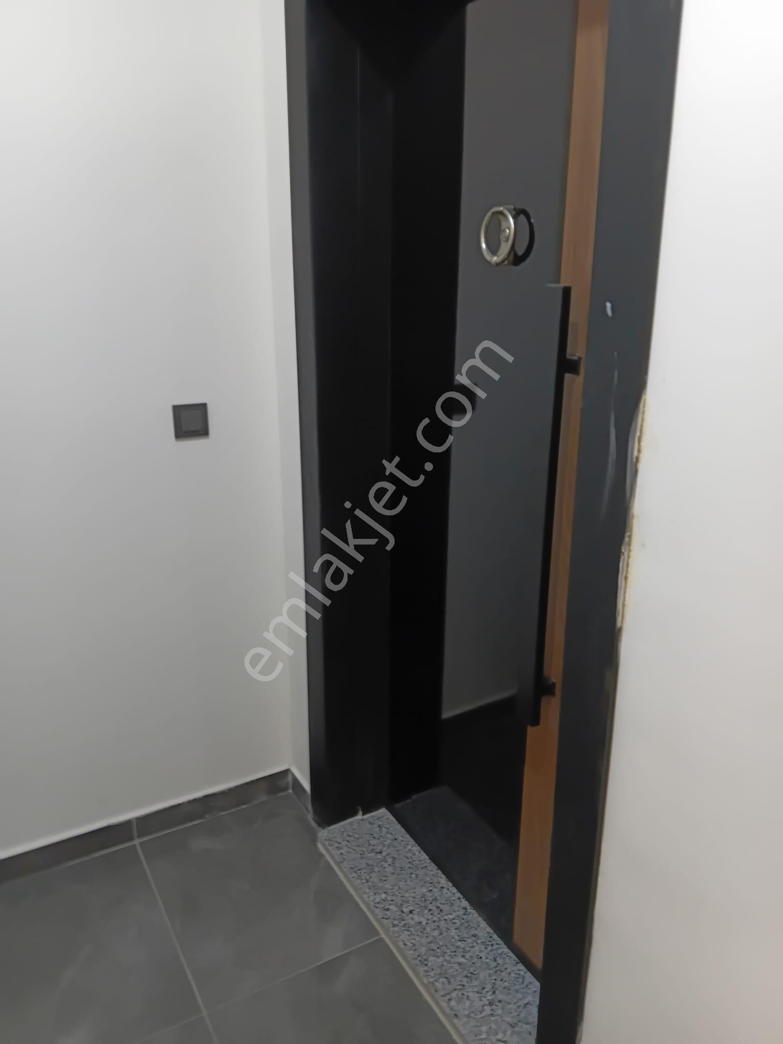 Alanya Mahmutlar'da, Aral 3 Residans'ta Güney Cepheli Kiralık 1+1 Daire - Görsel 4
