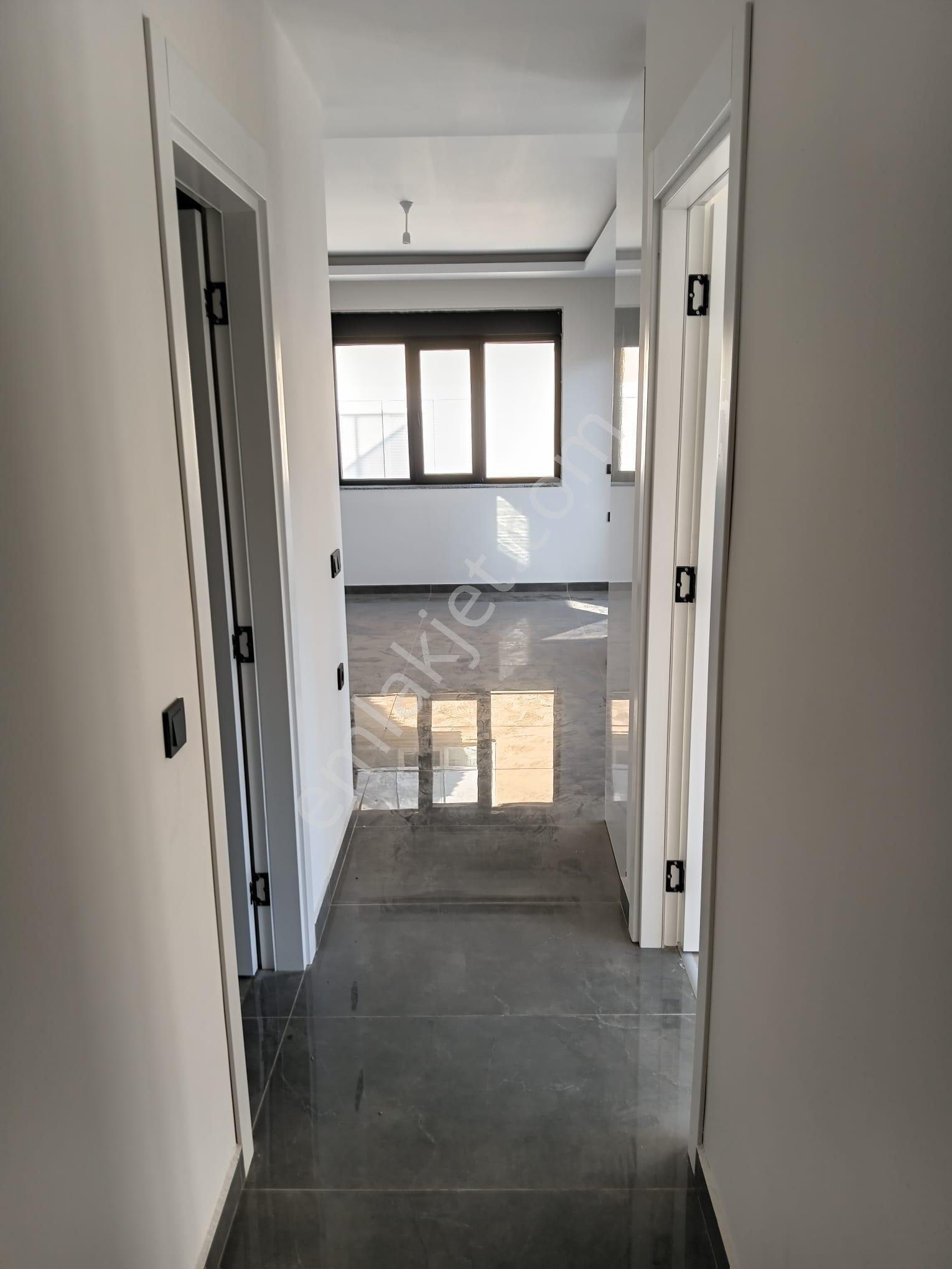 Alanya Mahmutlar'da, Aral 3 Residans'ta Güney Cepheli Kiralık 1+1 Daire - Görsel 7