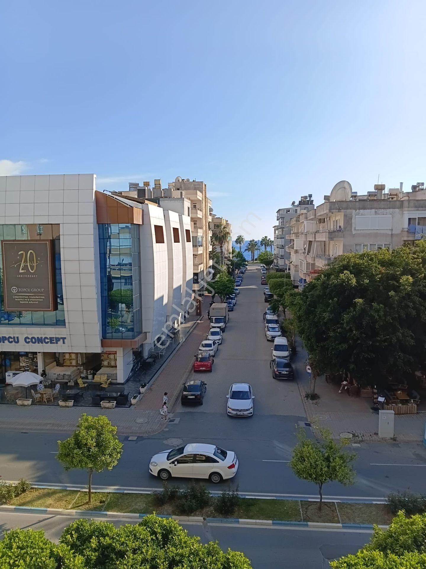 Alanya Mahmutlar'da, Aral 3 Residans'ta Güney Cepheli Kiralık 1+1 Daire - Görsel 12
