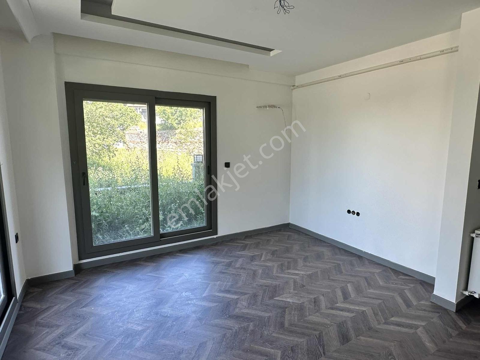 Geniş Bahçe Kullanımlı, Doğalgazlı, 1+1 Kiralık Daire (55m²) - Görsel 15