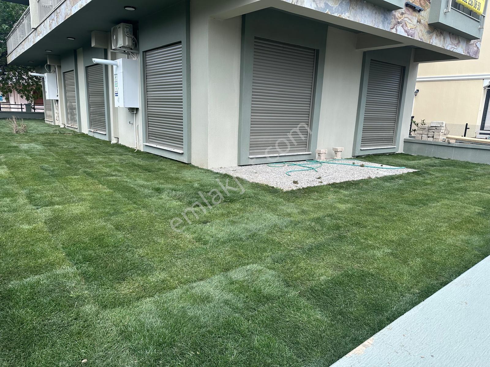 Geniş Bahçe Kullanımlı, Doğalgazlı, 1+1 Kiralık Daire (55m²) - Görsel 3