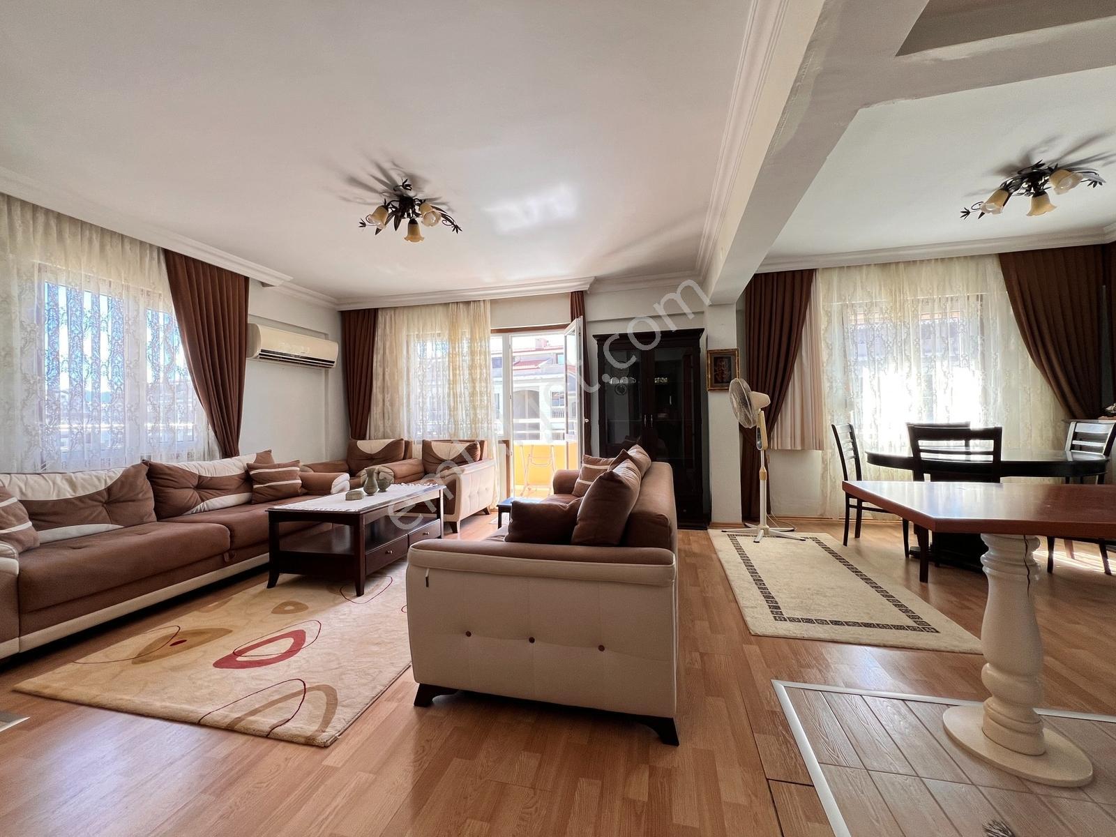 Marmaris Hatipirimi Mahallesinde Üç Cephesi Açık 3+1 Ferah Daire - Görsel 25