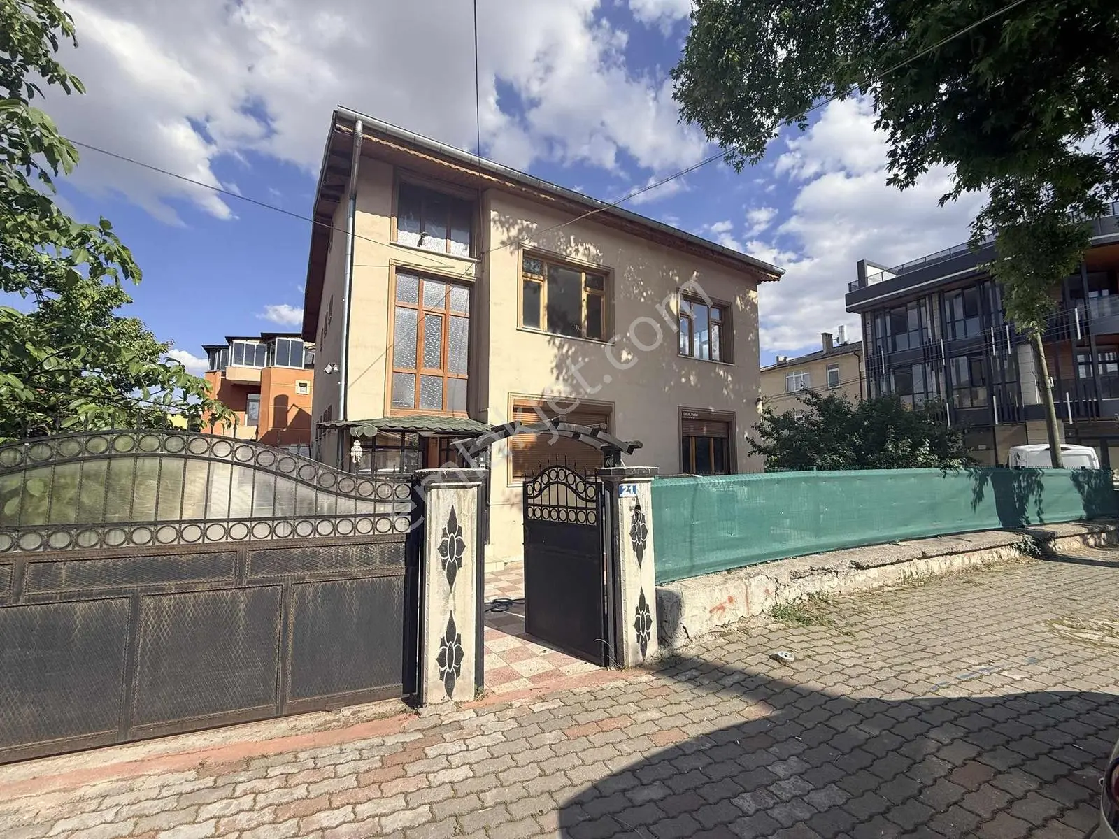 Melikşahda 2 Adet 3+1 Daire Satılık Komple Bina - Görsel 7