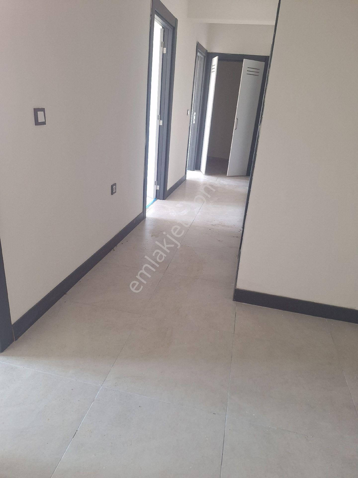 Ruha Emlak Kiralık Daire 2+1 5 Etap Ta - Görsel 4