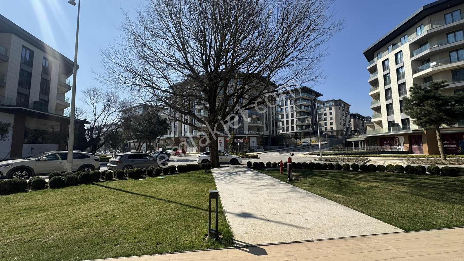 Emlak Konut Çınarköy Sitesinde Cadde'nin Merkezinde - Görsel 6