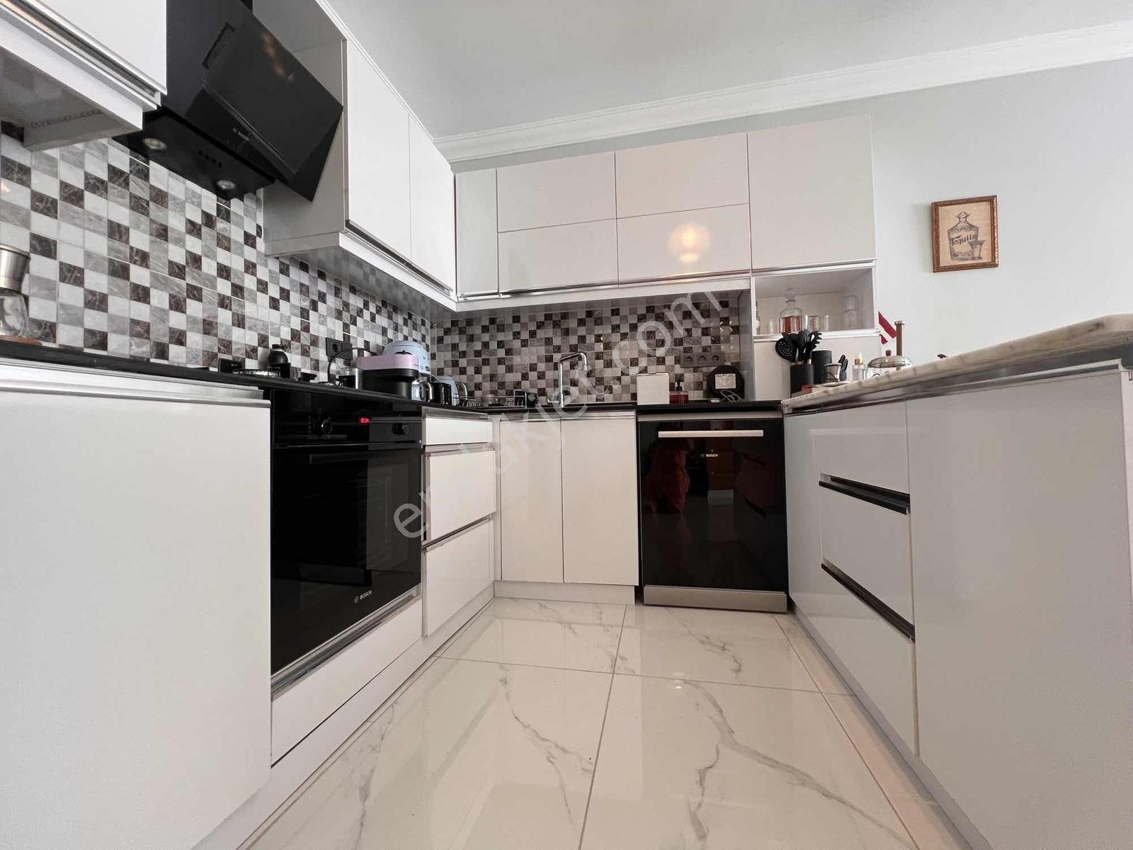 Palmera'dan Marmaris Merkezi Konumda 3+1 Bakımlı Dubleks Daire - Görsel 14