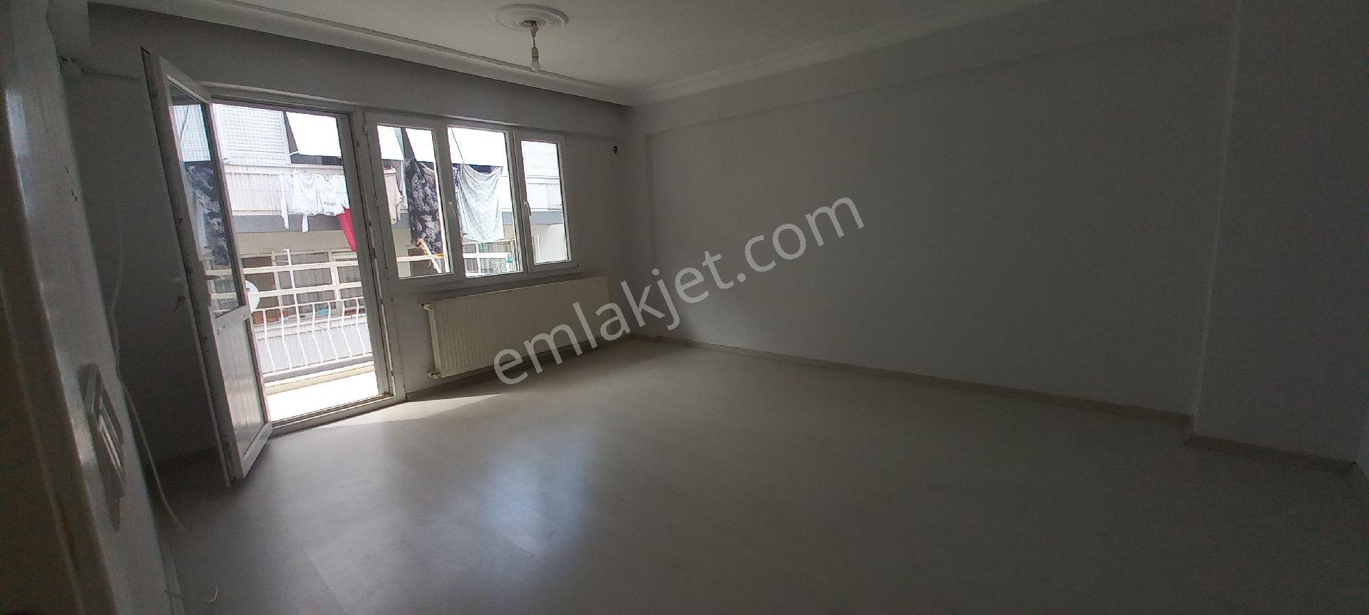 Balçova Fevzi Çakmak 2+1 Kiralık Ara Kat Daire - Görsel 4