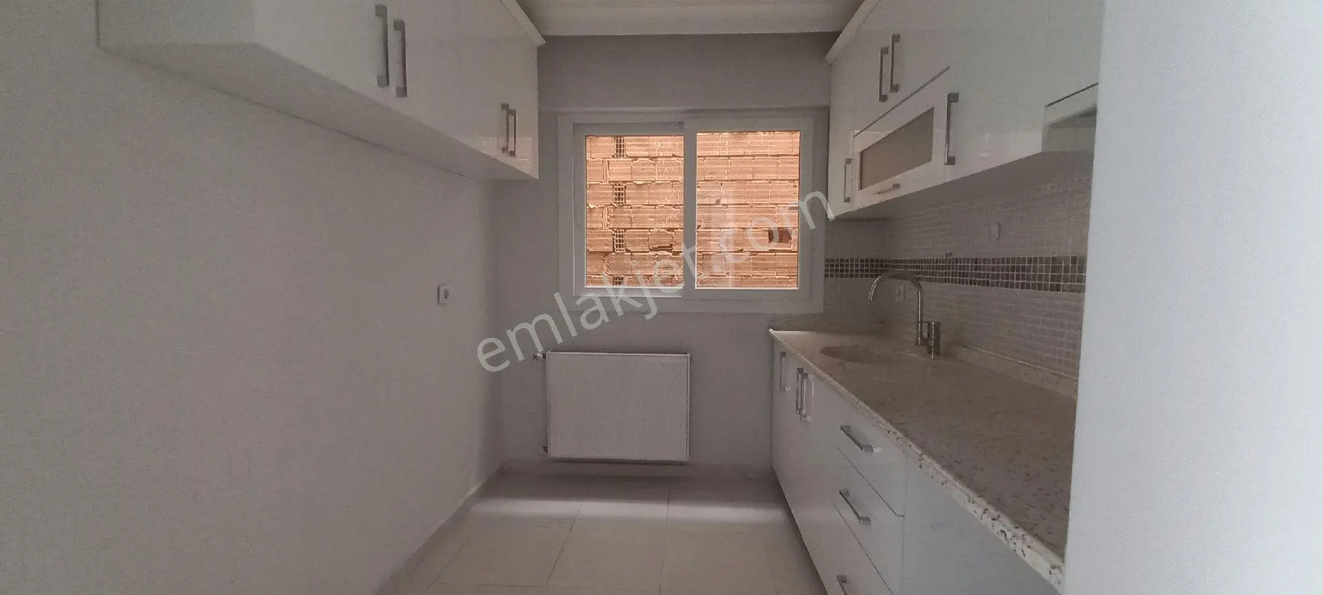 Balçova Fevzi Çakmak 2+1 Kiralık Ara Kat Daire - Görsel 3