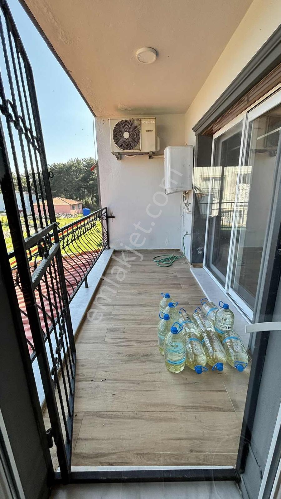 Bornova Çıçekliköy'de Kıralık 1 + 1 Daıre - Görsel 15