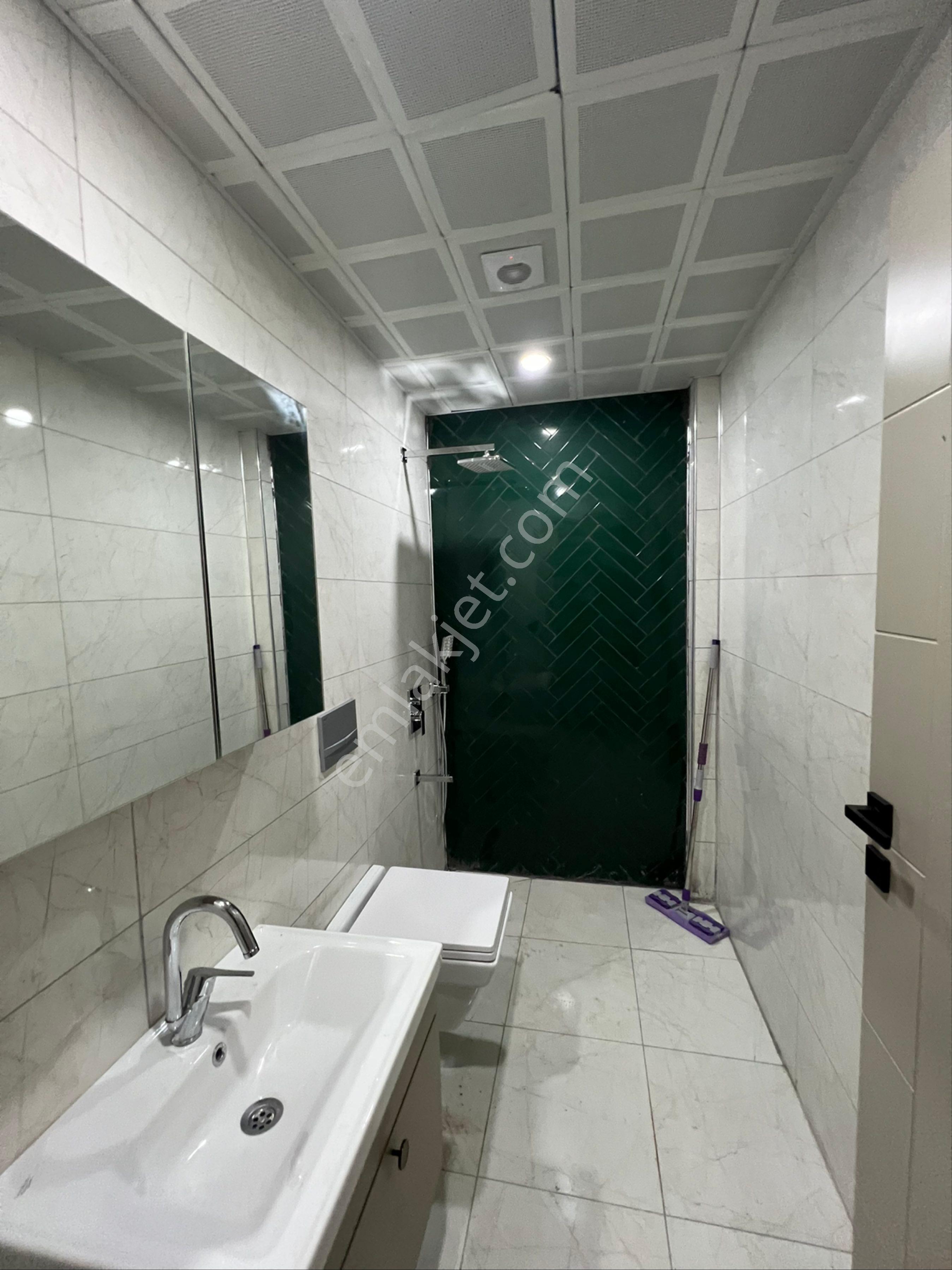 Karşıyaka Da Kiralık Eşyalı Sıfır Daire - Görsel 16