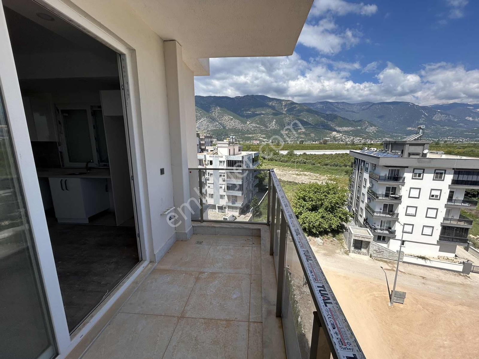 Ertuğrul'dan Havuzlu Sitede 1+1 Satılık Daire - Görsel 14