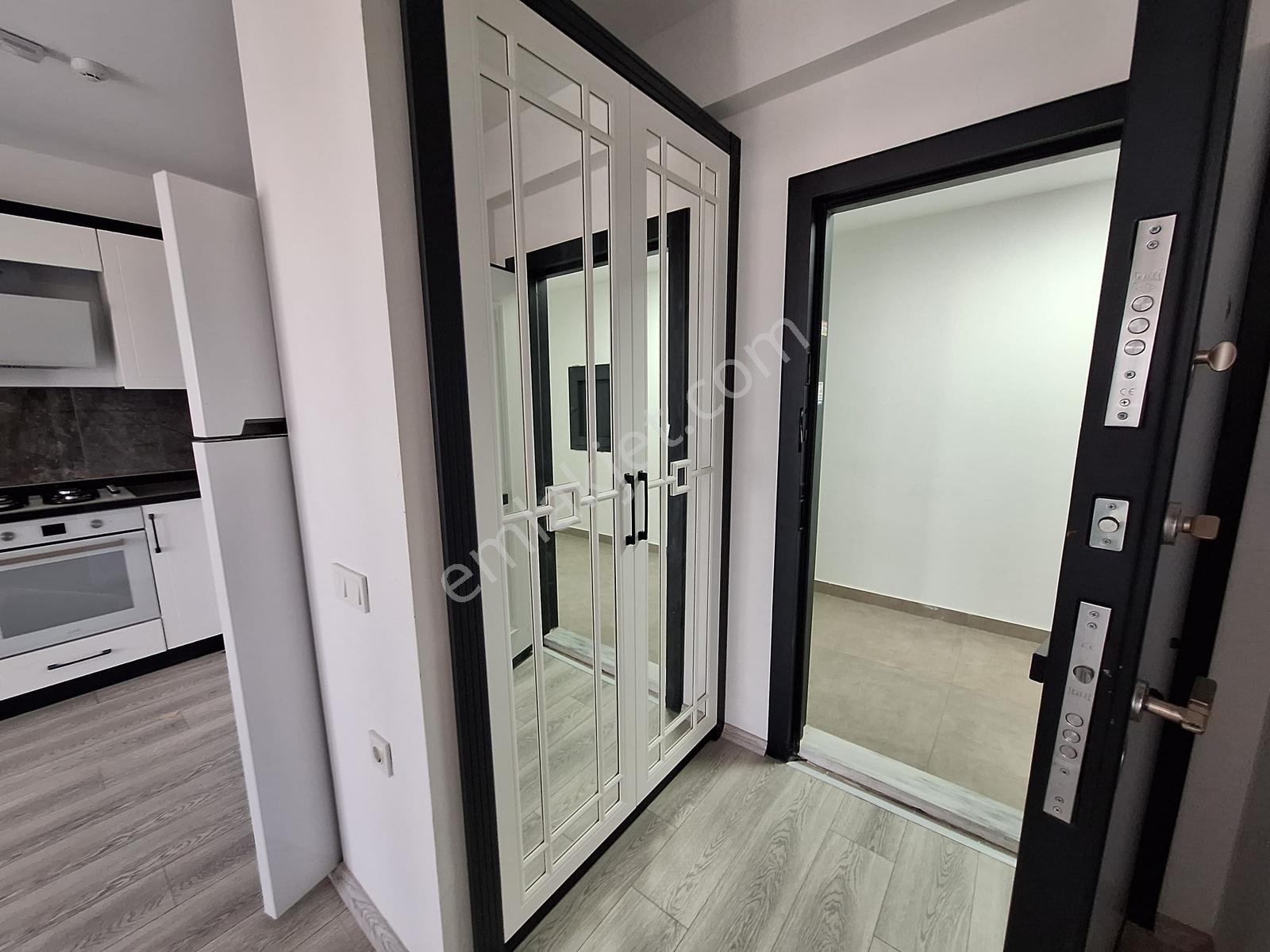 Tömük' Te Eşyalı , Aqua'lı 1+1 Satılık Daire - Görsel 21