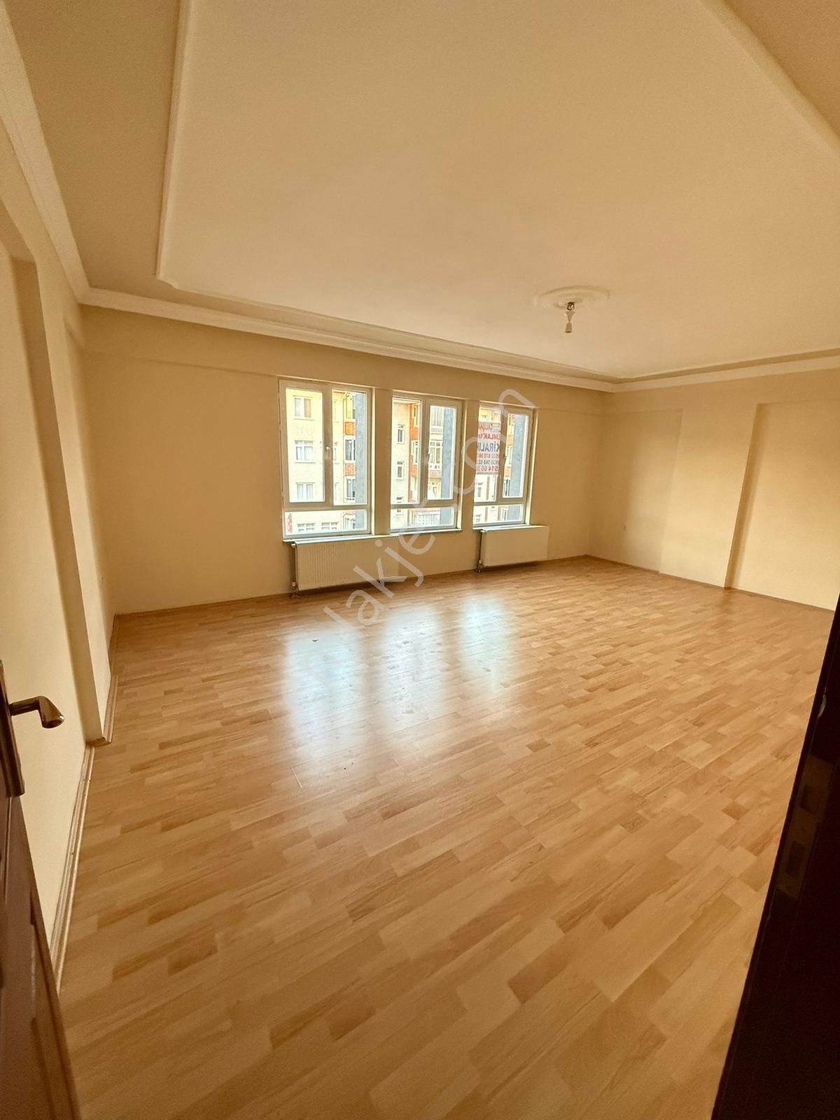 Çalışkan Emlak'tan Kiralık 3+1 Mekan Sitesi 4. Kat Daire - Görsel 16