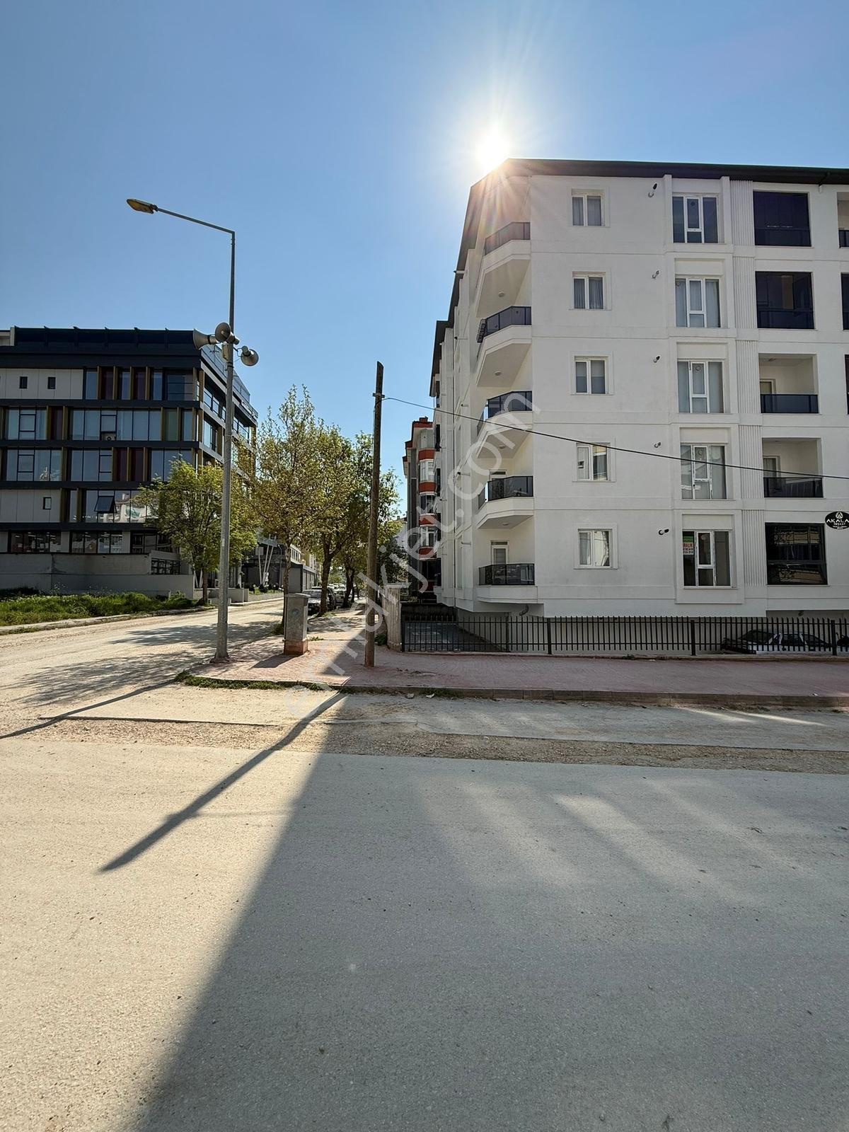 Çalışkan Emlak'tan Satılık Fuar Alanı Altı Kiralıcı 1+1 Daire - Görsel 4