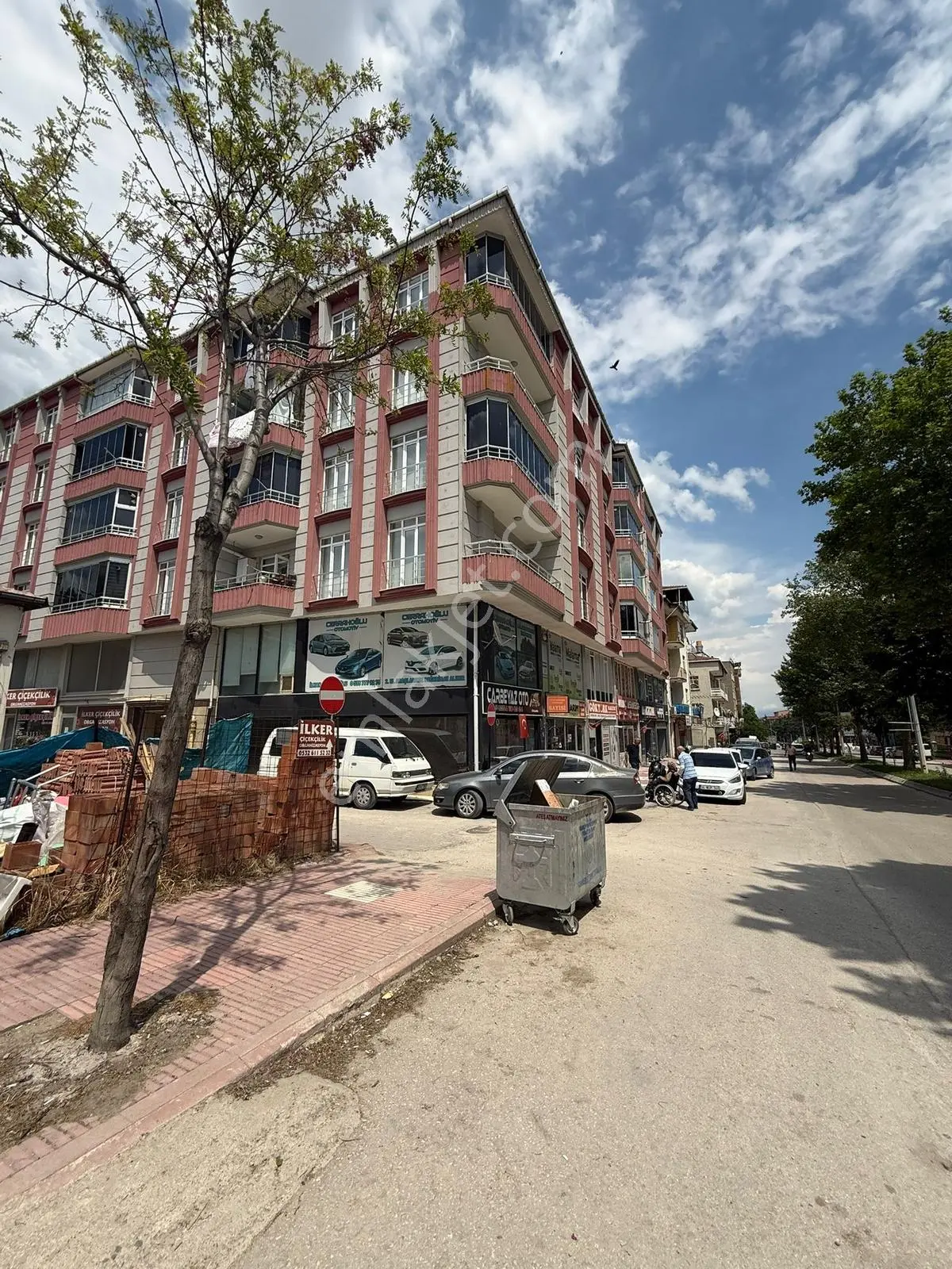 Çalışkan Emlak'tan Zübeydehanım Cad. Satılık Köşe Başı 4+1 Daire - Görsel 17