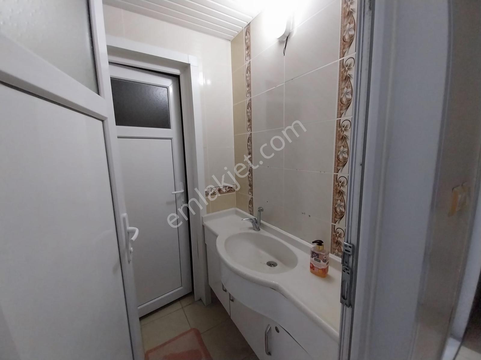 Gülük Mahallesinde 3+1 Geniş Kiralık Daire - Görsel 13