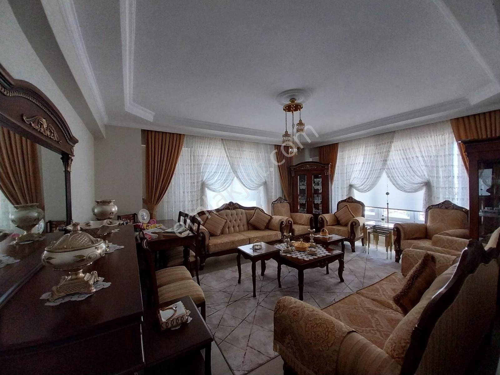 Gülük Mahallesinde 3+1 Geniş Kiralık Daire - Görsel 10