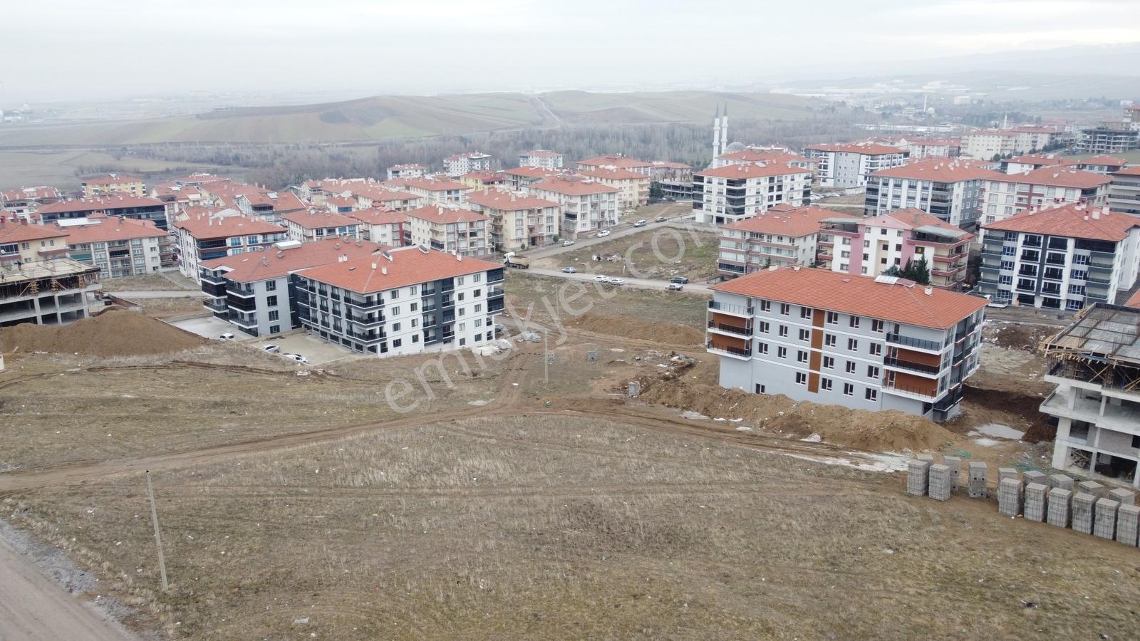 *altınova Da Yüksek Kat İmarlı Bi Daire Getirili Şehrin İçinde* - Görsel 35