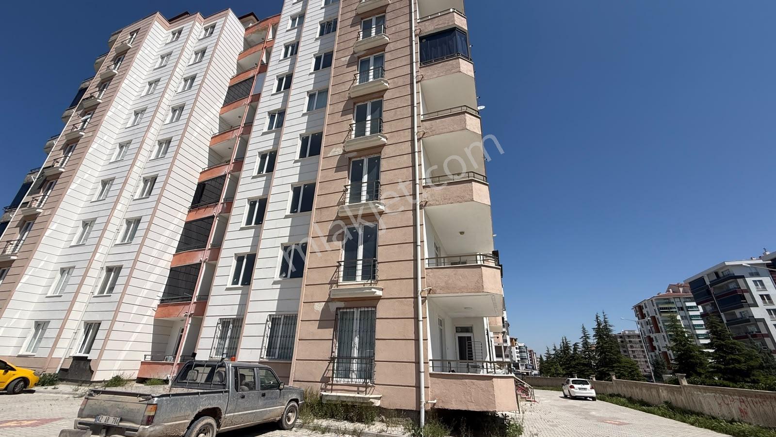 Konya Ereğli Fatih Mahallesinde 3.kat Güney Cepheli 3+1 Daire - Görsel 2