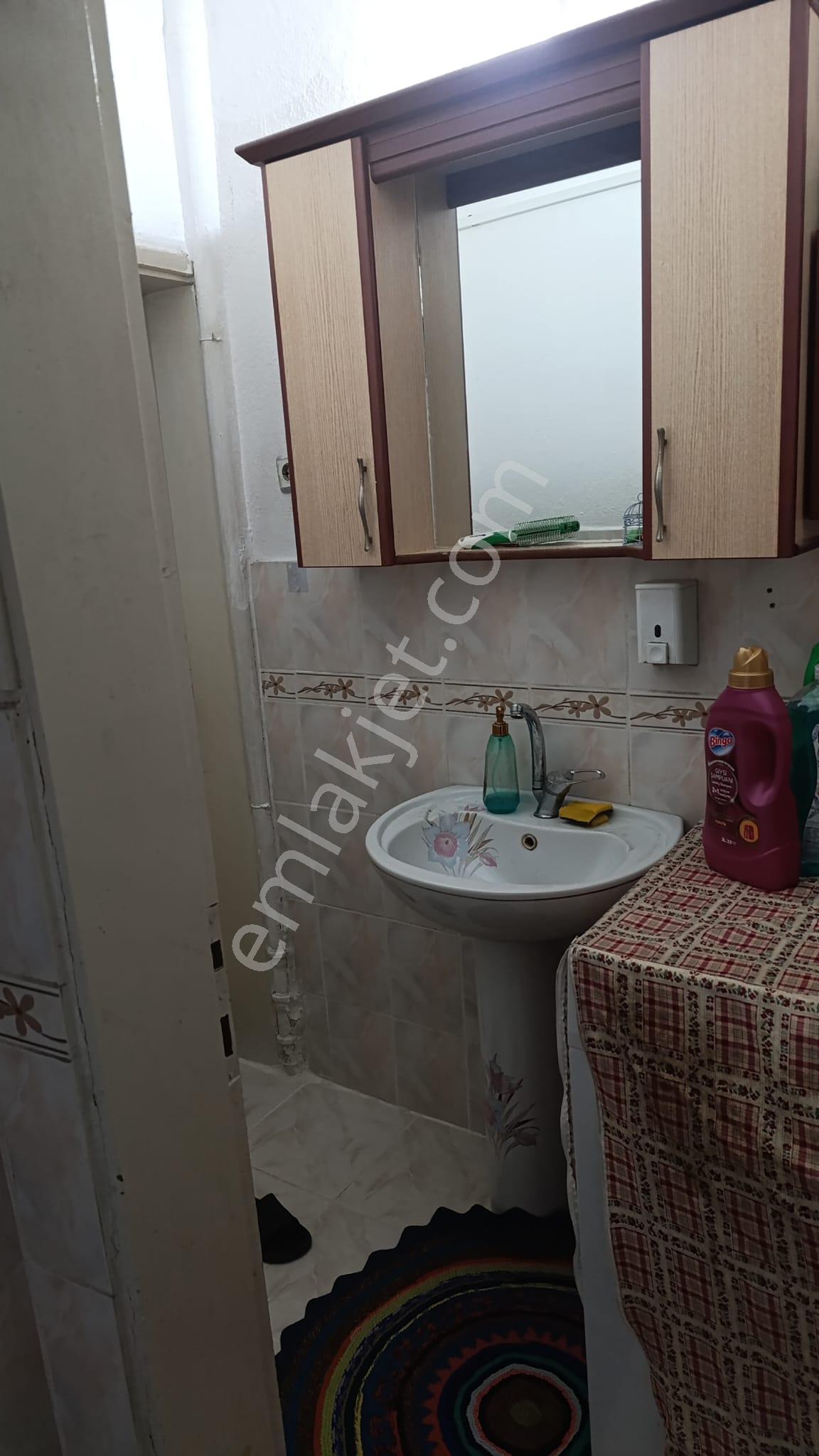 Akçay Emlak'tan Akşehir Gazi Mahallesi Bahçelievler Ortaokulu Civarında Bakımlı Satılık 3+1 Daire - Görsel 12
