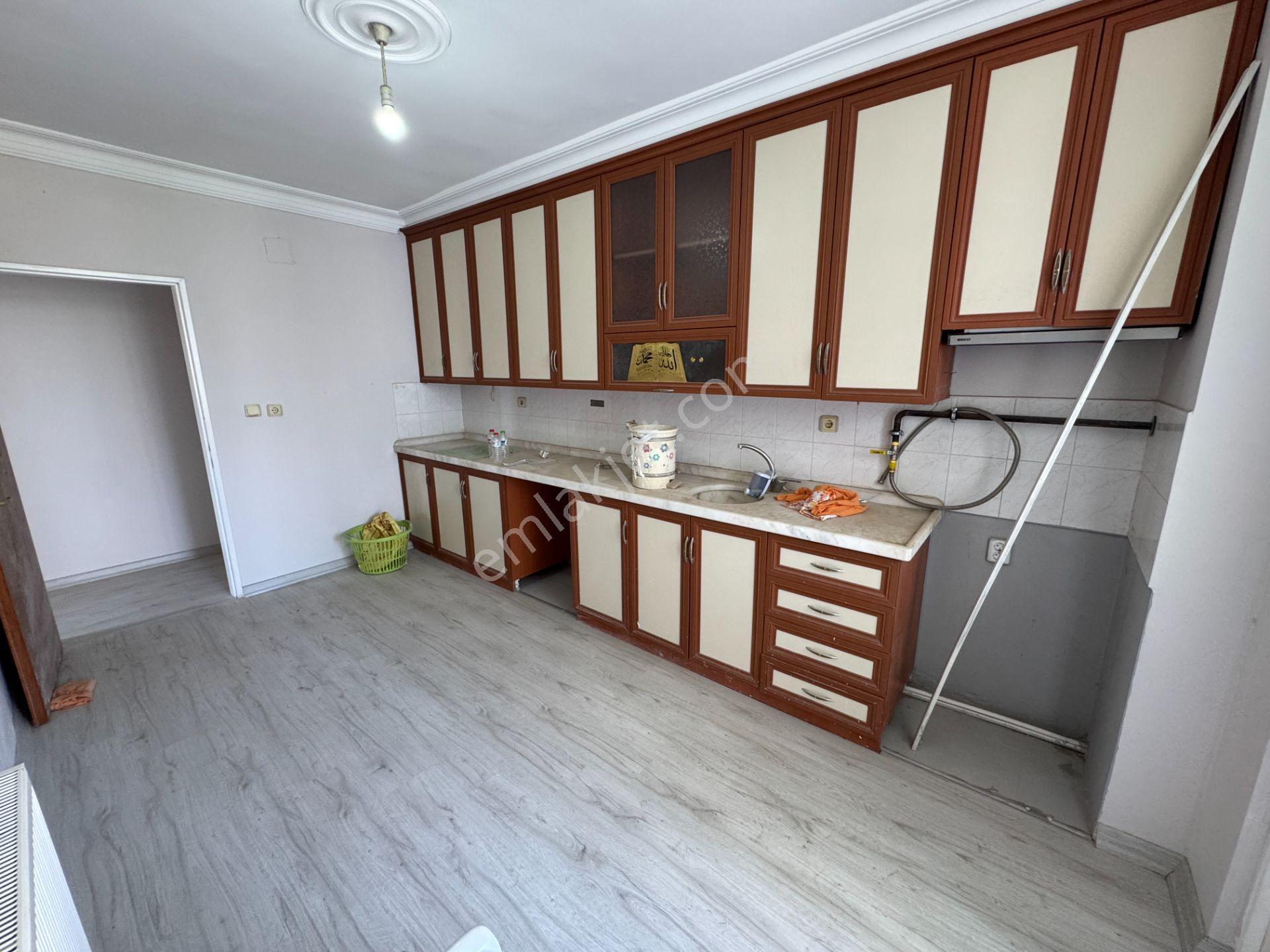 Adanakoop Belediye Evlerinde Doğal Gazlı 3+1 Masrafsız Kiralık Daire - Görsel 7