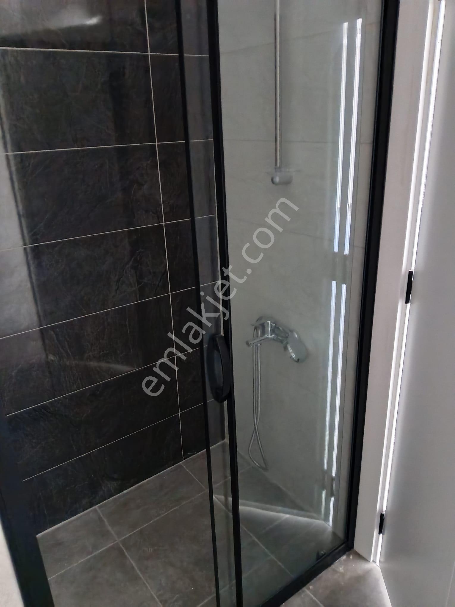 Mahmutlar'da Bulunan Aral 3 Residans'ta, Konforlu Yaşam Sunan Boş Durumda 1+1 Kiralık Daire Yeni - Görsel 10
